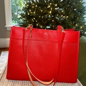 INITIALS INSIGNIA LARGE SHOULDER BAG